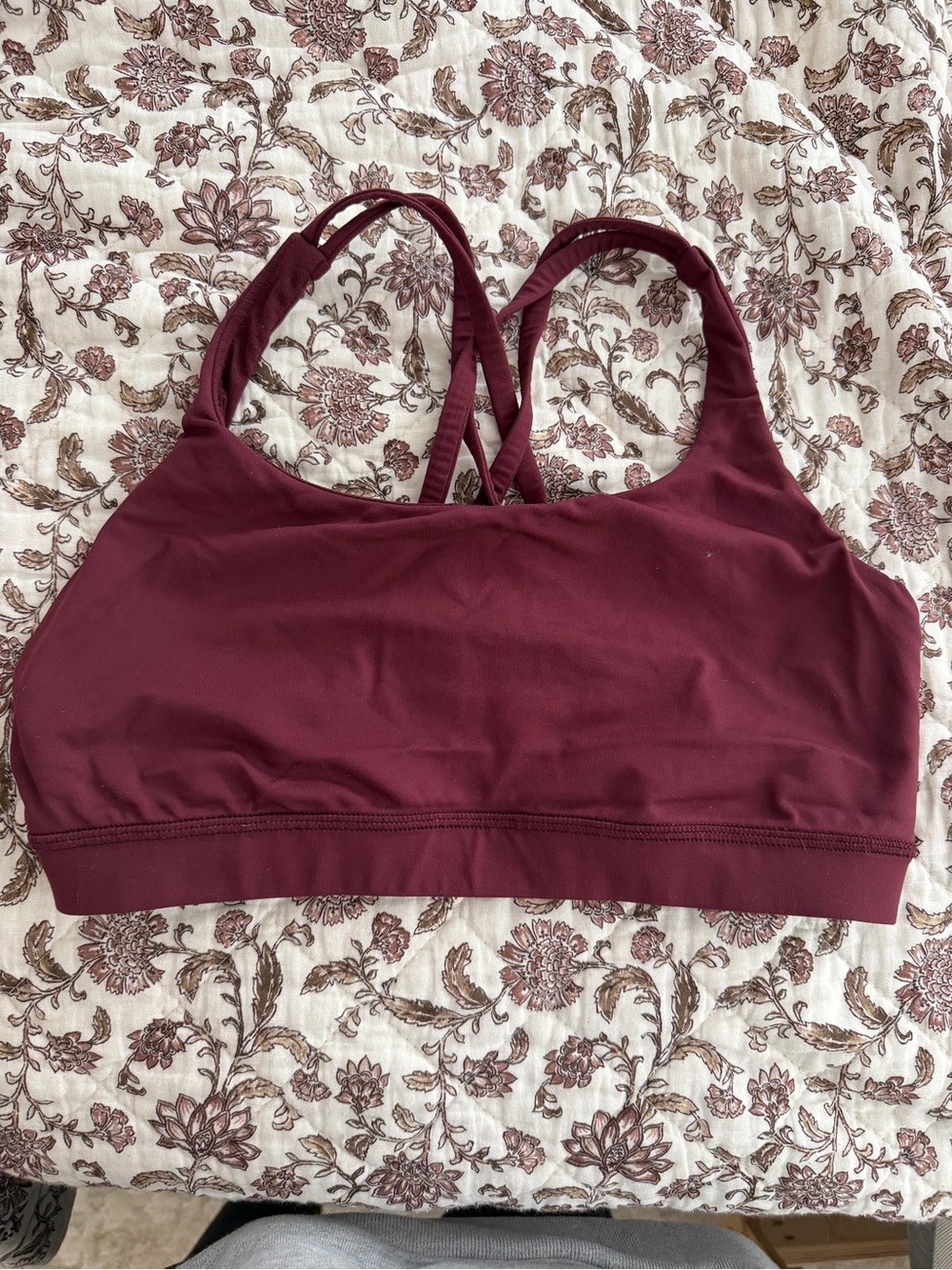 LululemonStrappy Sports Bra - Burgundy